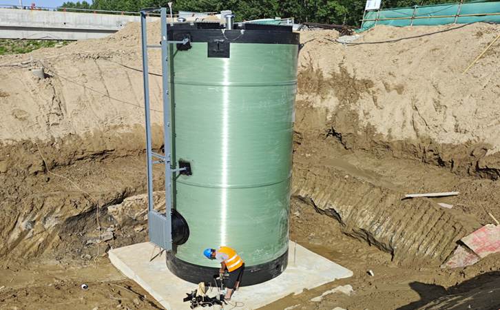 1764299242153049.jpg 204.jpg